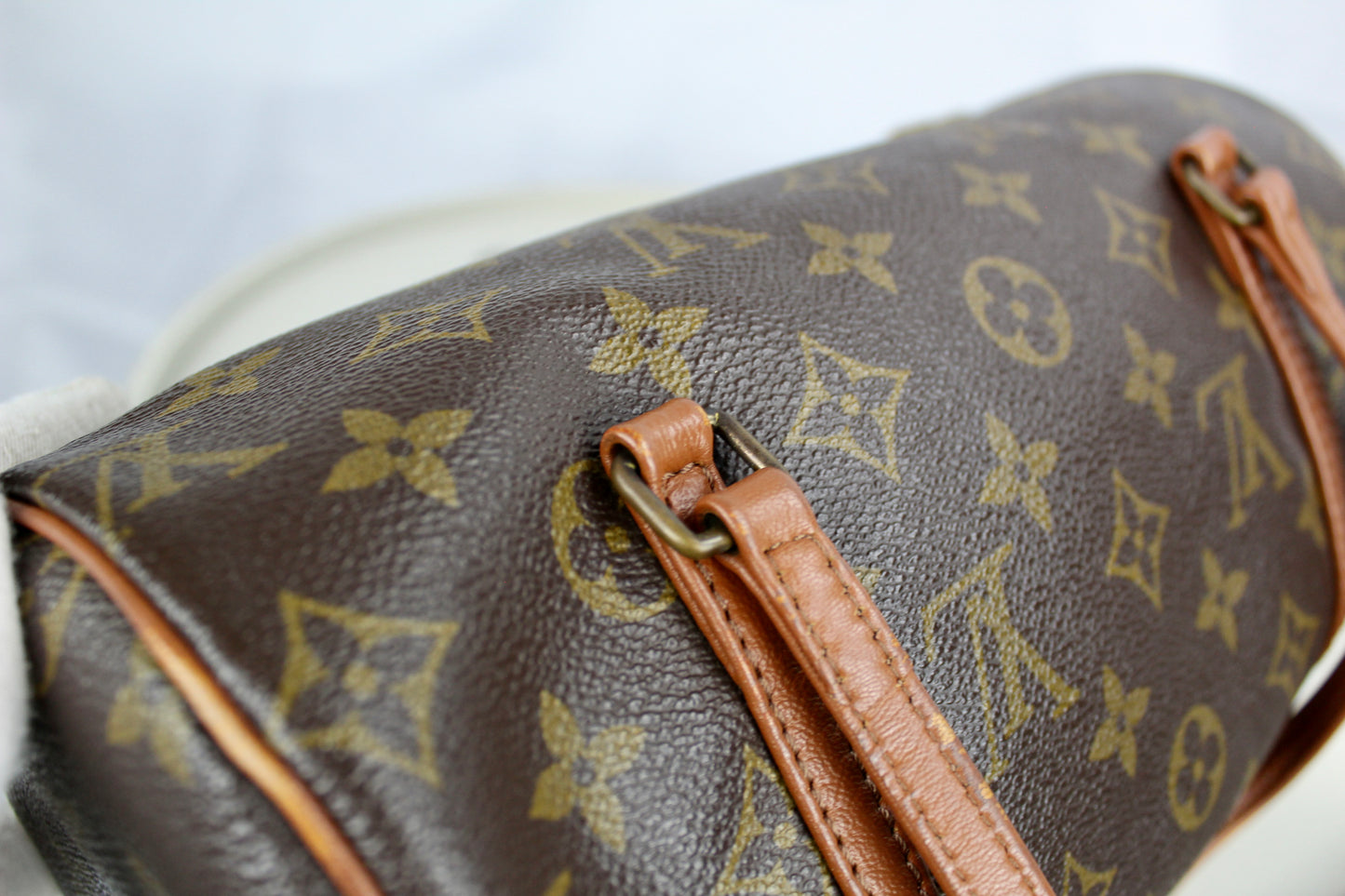 Louis Vuitton Papillon 26