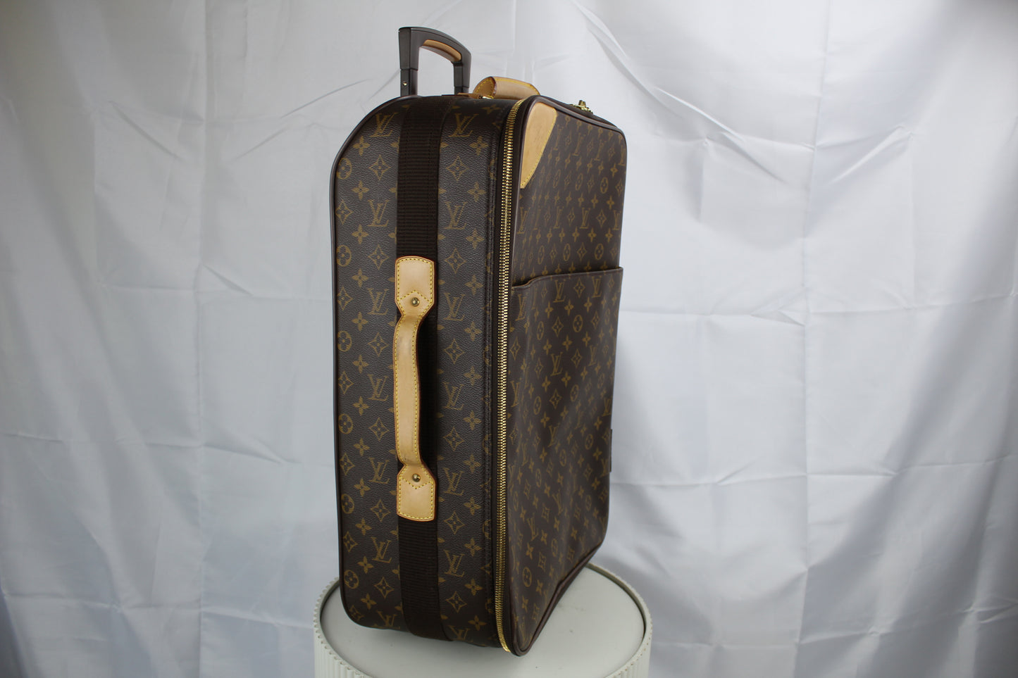 Louis Vuitton Pegasé 55