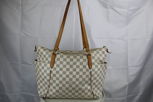Louis Vuitton Totally MM