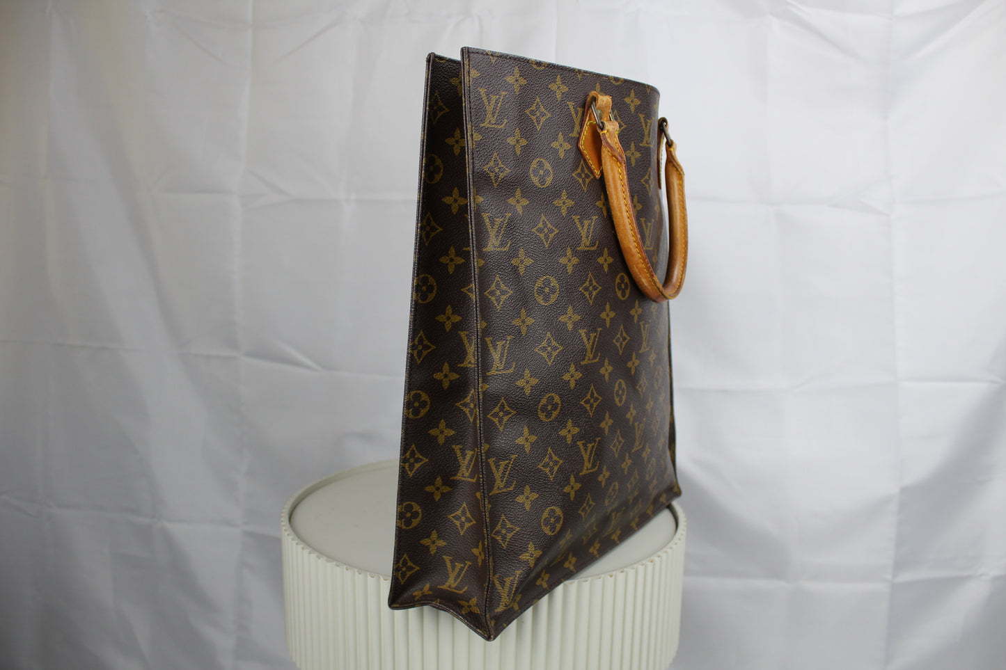 Louis Vuitton Sac Plat