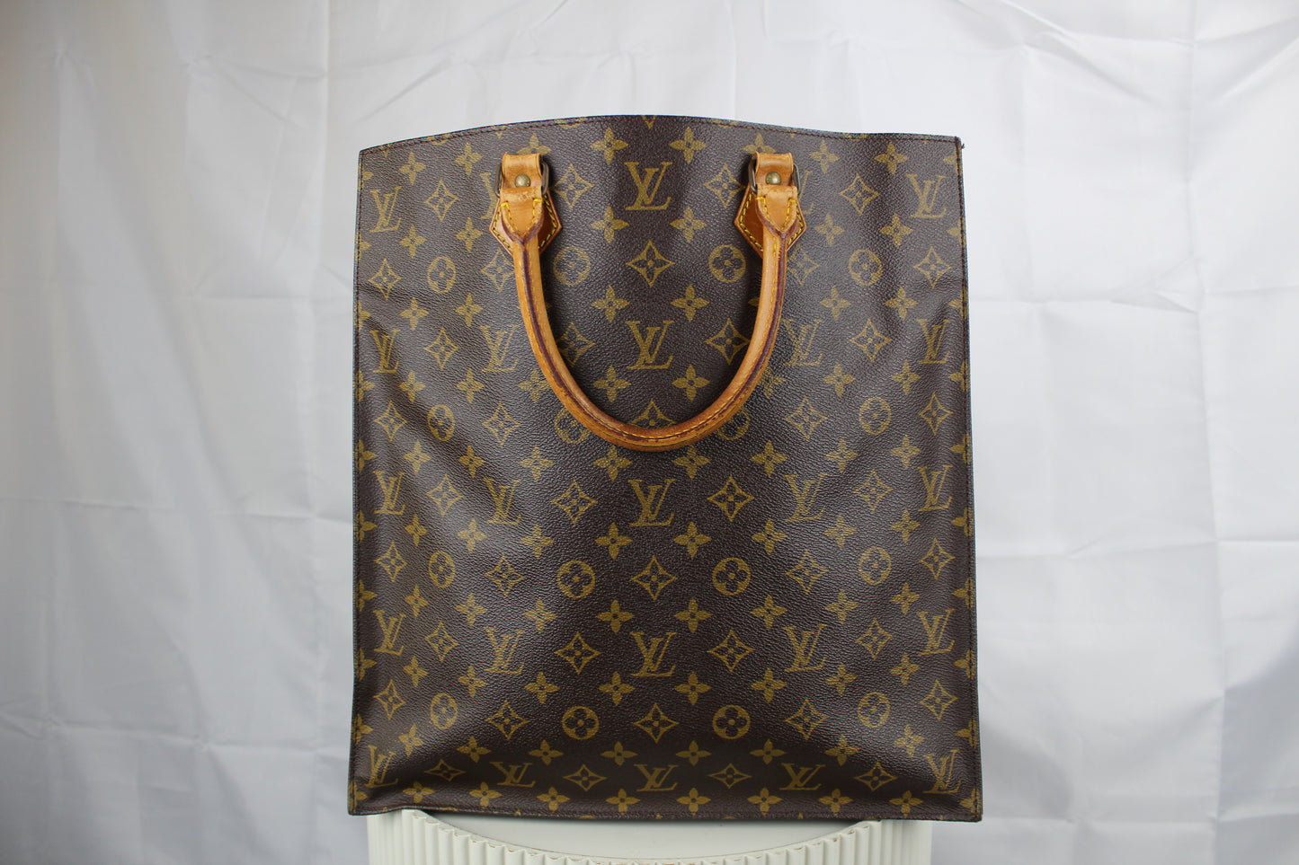 Louis Vuitton Sac Plat