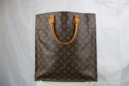 Louis Vuitton Sac Plat