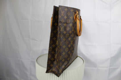 Louis Vuitton Sac Plat