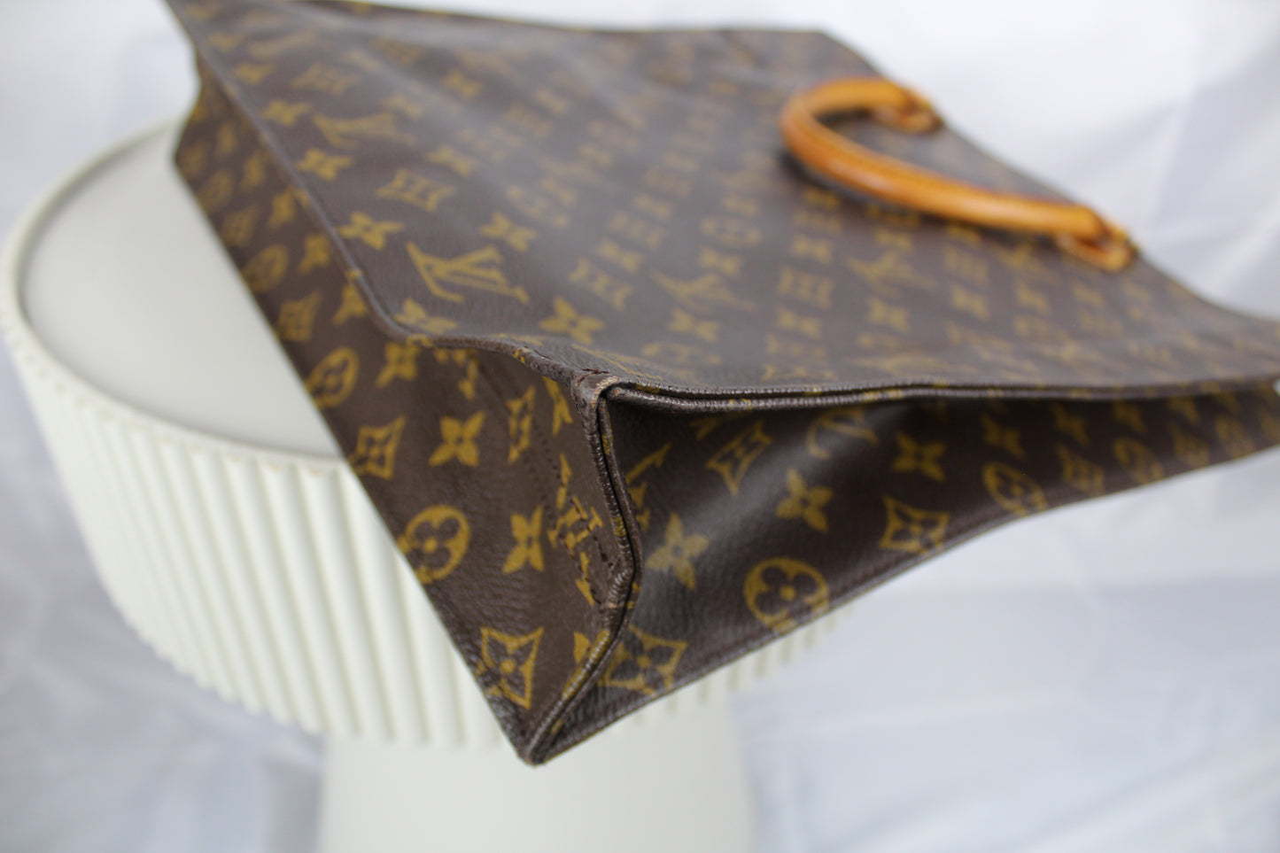 Louis Vuitton Sac Plat