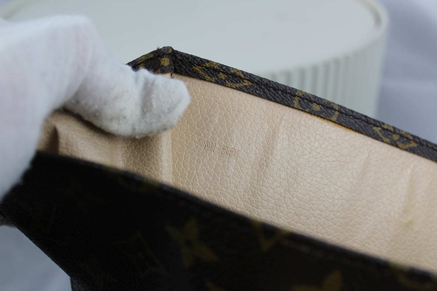 Louis Vuitton Sac Plat
